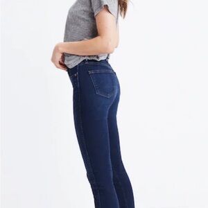 Madewell 10" High-Rise Skinny Jeans in Hayes Wash